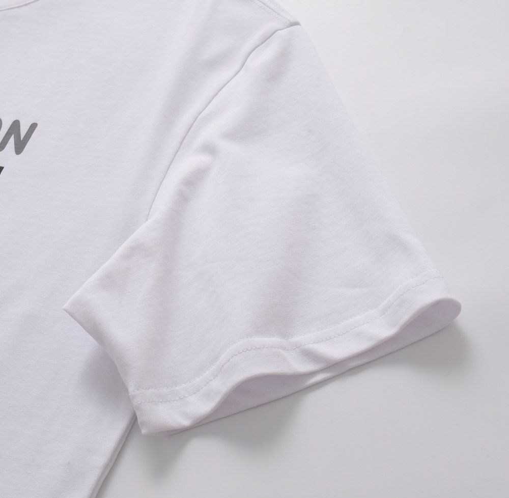 【シンプルでお洒落♪】LOUIS VUITTON★Tシャツ 今日特価】Louis Vuitton V シリーズ 刺繍 カップル T シャツ