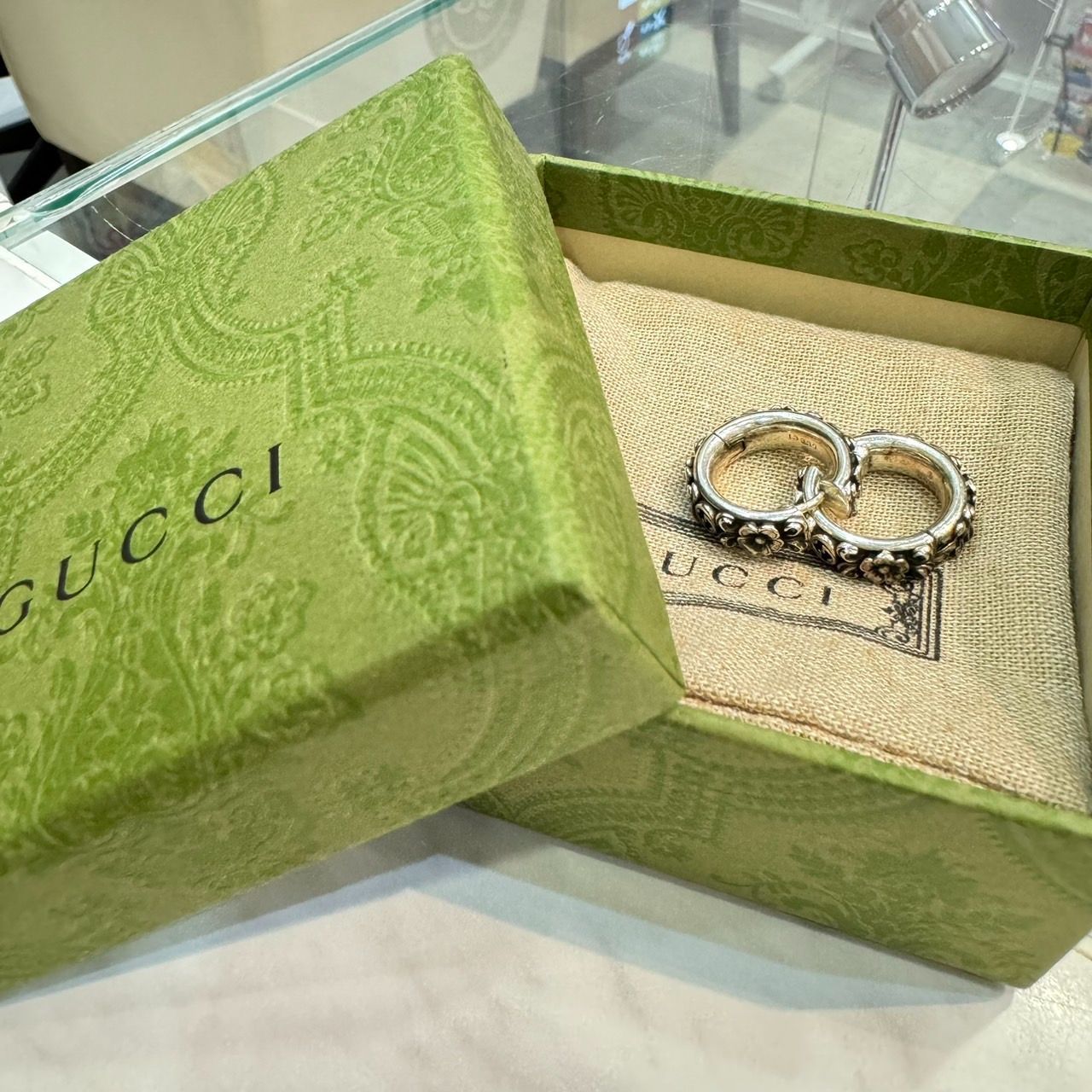 GUCCI グッチ インターロッキング フラワー フープピアス SV925