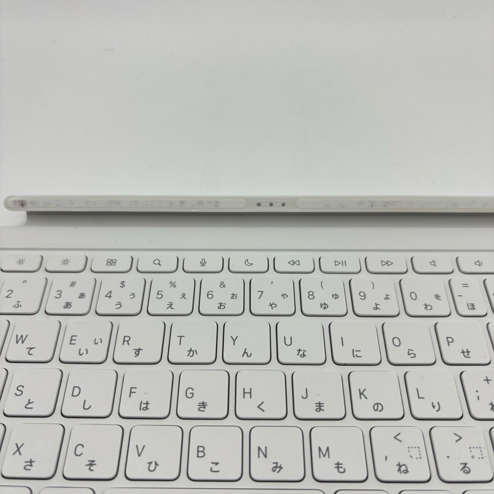 iPad 第10世代 Magic Keyboard A2695 MQDP3J/A - メルカリ