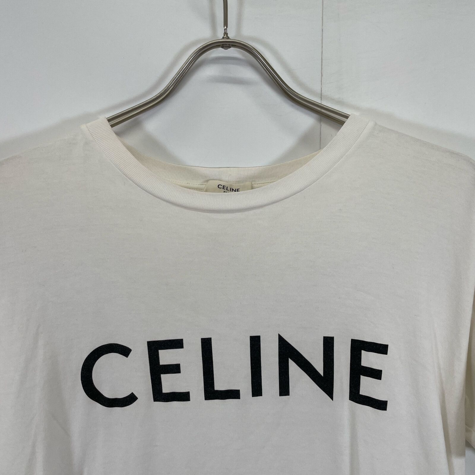 CELINE セリーヌ ホワイト ロゴプリント 半袖Tシャツ 2X764671Q CELINE セリーヌ ホワイト ロゴプリント 半袖Tシャツ 2X764671Q