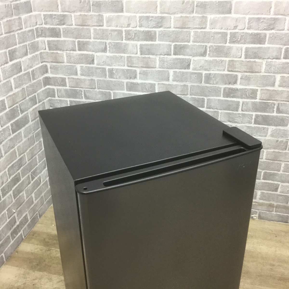 AQUA ノンフロン冷蔵庫 AQR-9P (DS) 2024年製 AQR-9P | 容積：90L | パーソナル | 冷蔵庫 | アクア株式会社