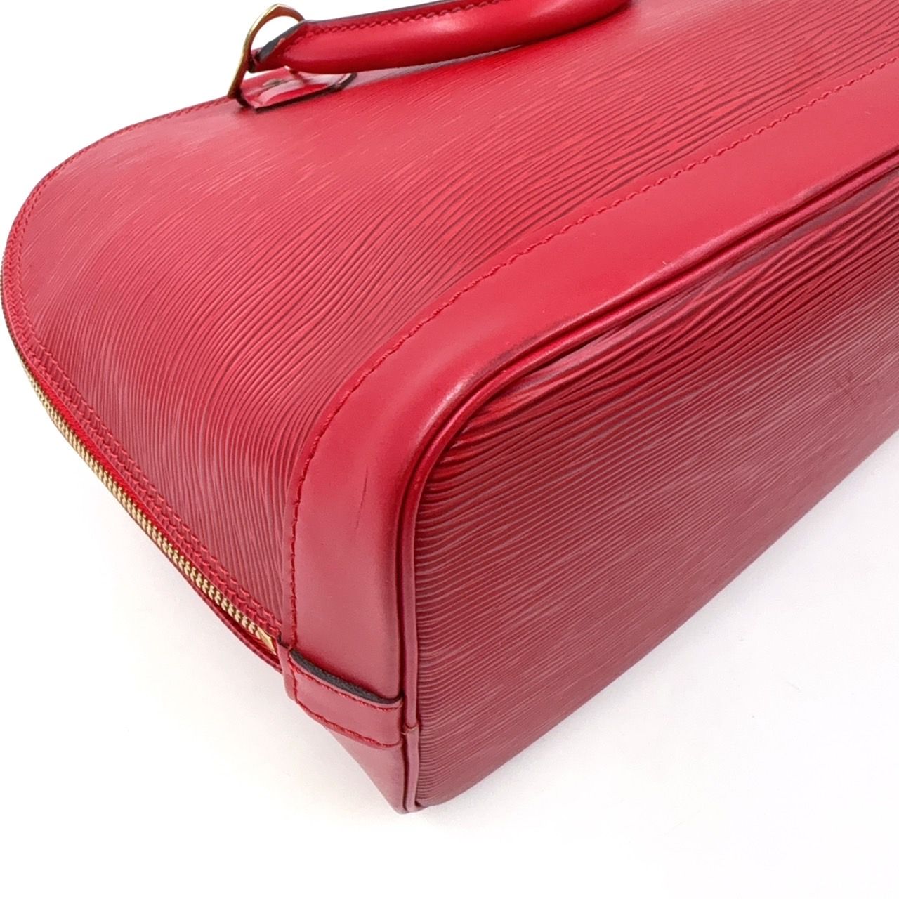 LOUIS VUITTON ルイヴィトン エピ アルマ ショルダーバッグ