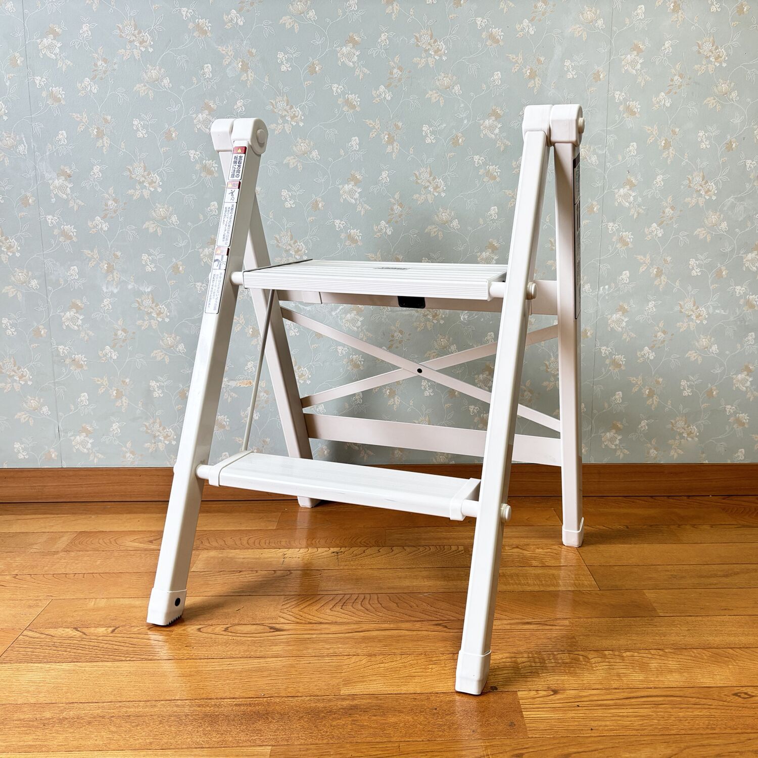 カインドステップ】踏み台・脚立・椅子スツール・収納棚 アルミニウム  