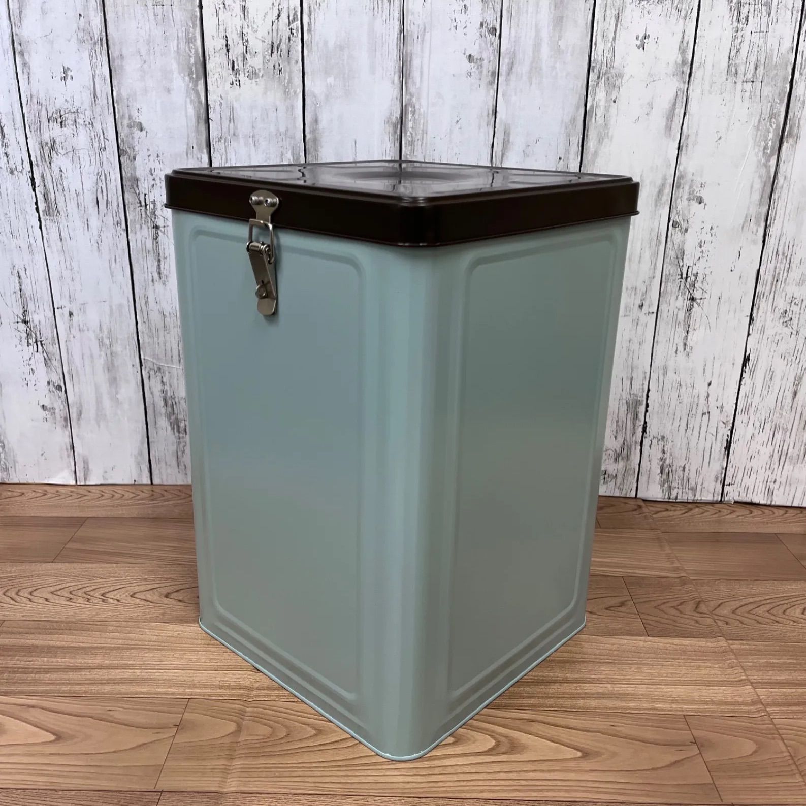 リメイク缶　デザインボード蓋型 蓋付きリメイク一斗缶（ダークブラウン×人気色グリーン鍵タイプ） 収納