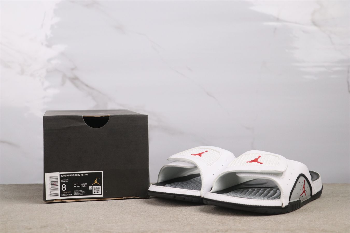 【新作人気】2026【今日特価】エアジョーダン 532225-116 ホワイトレッドグレー-WTO輸入 かがまずに履ける