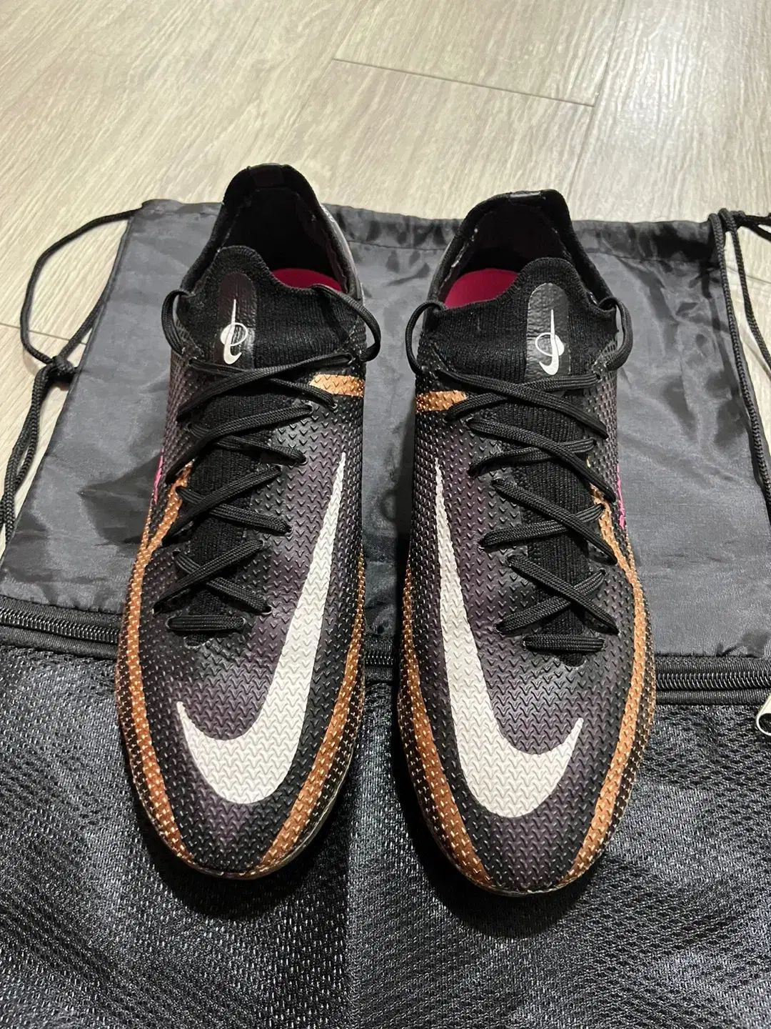 高品質 NIKE ナイキ ファントム GT2 エリート FG 260