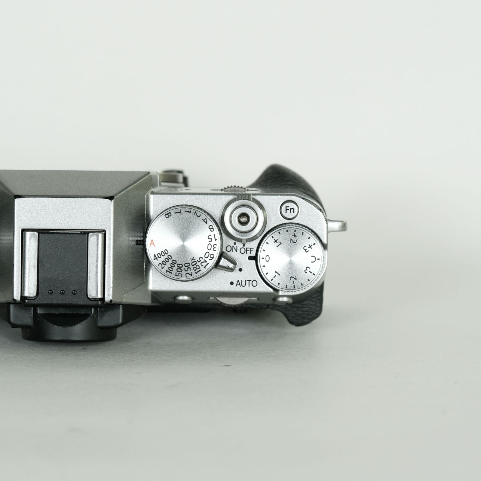 ボディ シルバー