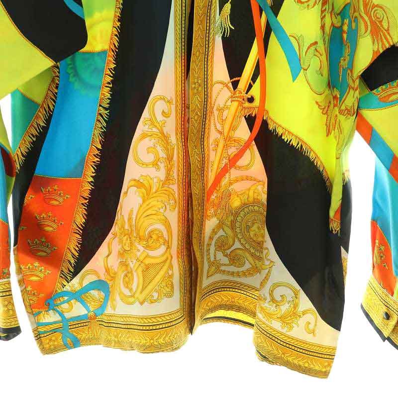 極美品 ✨ジャンニヴェルサーチェ シャツ シルク メデューサ 46 大きい 極美品✨近年モデル】ヴェルサーチ シルクシャツ メデューサ Lサイズ