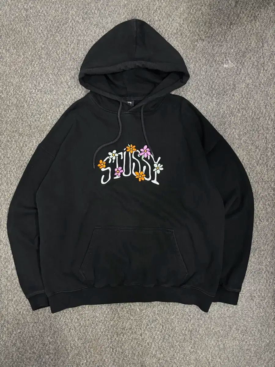 STUSSY 花柄 パーカー 激レアSTUSSY花柄パーカー