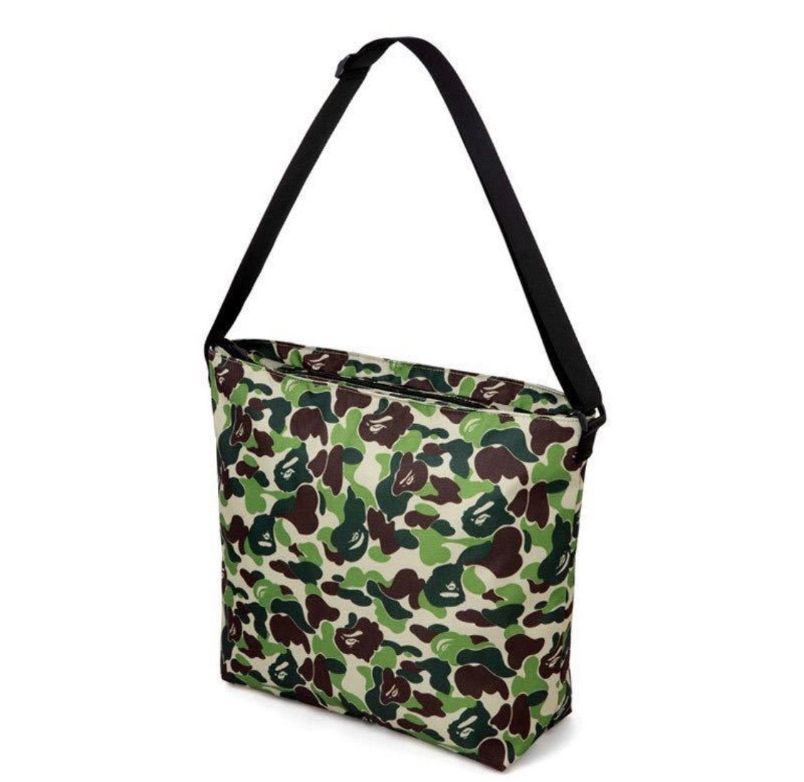 BAPE◇A BATHING APE／◇ビッグショルダーバッグ◇付録品ノベルティ