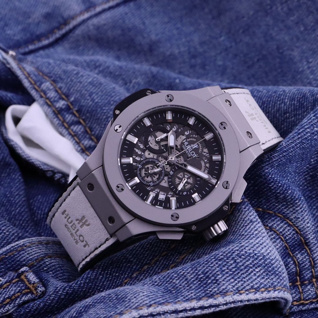 HUBLOT 自動巻き 腕時計 ご購入大歓迎です 新品 HUBLOT腕時計 未使用 自動巻き｜本日限定
