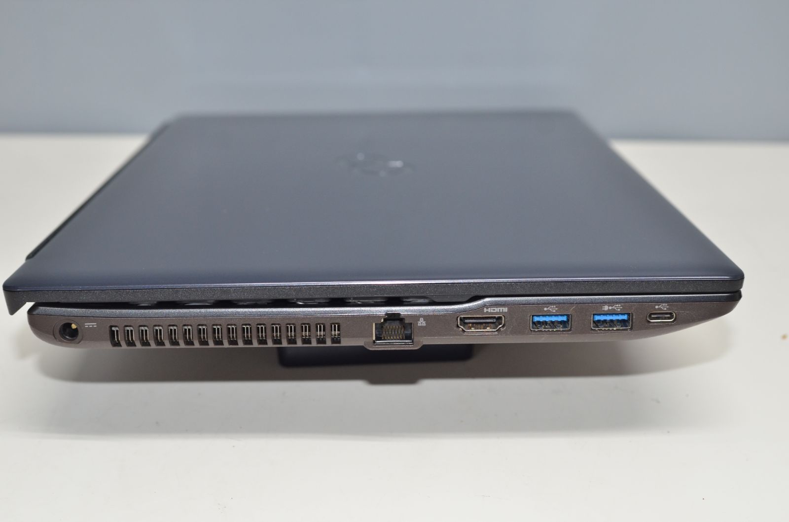 第10世代 i7 フルHD 美品☆ 15.6 富士通 ノートPC LIFEBOOK AH55/E2