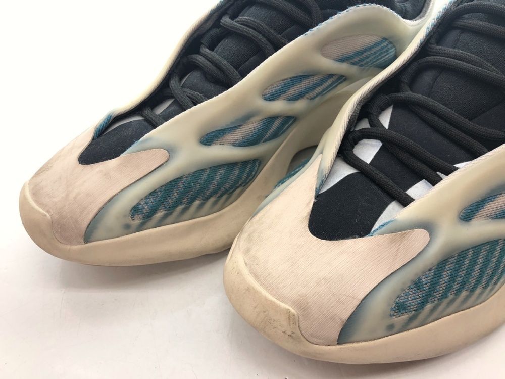 アディダス adidas 21年製 YEEZY 700 V3 KYANITE イージー カイヤ 