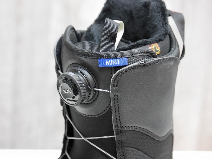  26 BURTON MINT BOA WIDE - 23.0 Black 保証付 レディース スノーボード ブーツ ボア ブーツ(女性用) スノーボード