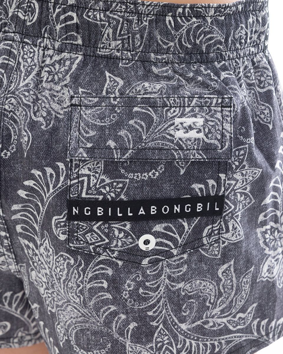 BOARDSHORTS ボードショーツ