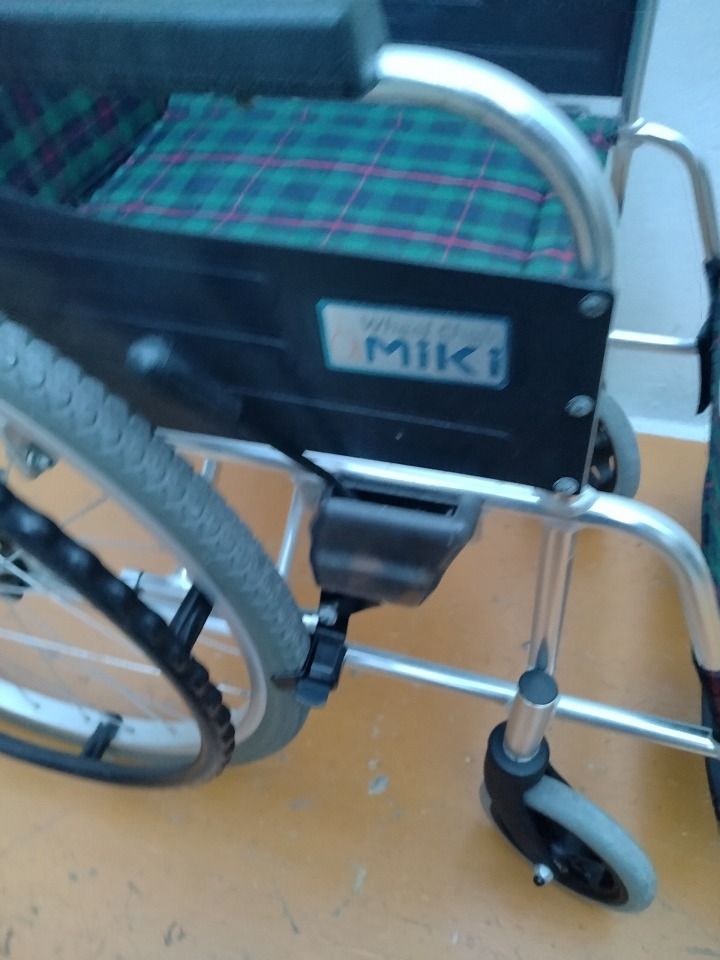  一部地域を除く 自走式車椅子 M-1 MPN-43 JD KM-25-0917-25 自走用車椅子 車椅子