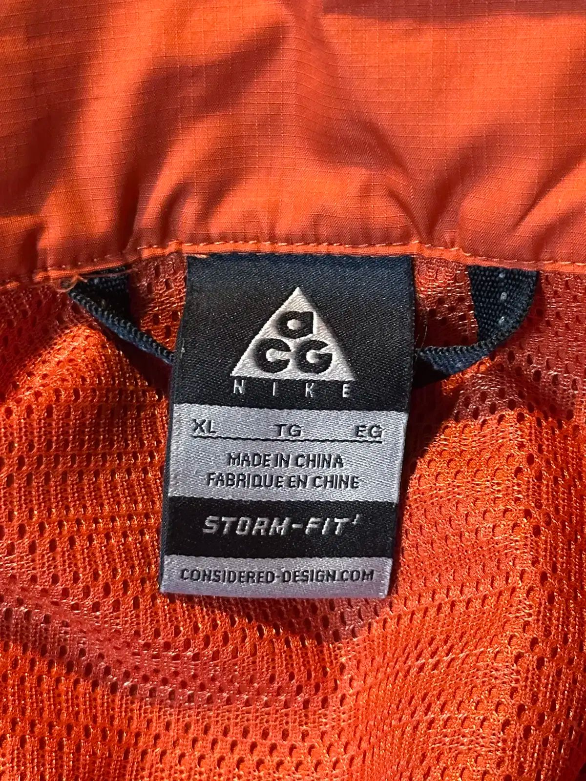 ナイキ ACG ストームフィット ライトウェイトジャケット オレンジ サイズL ナイキ エーシージー アウトドア ストームフィット ナイロン