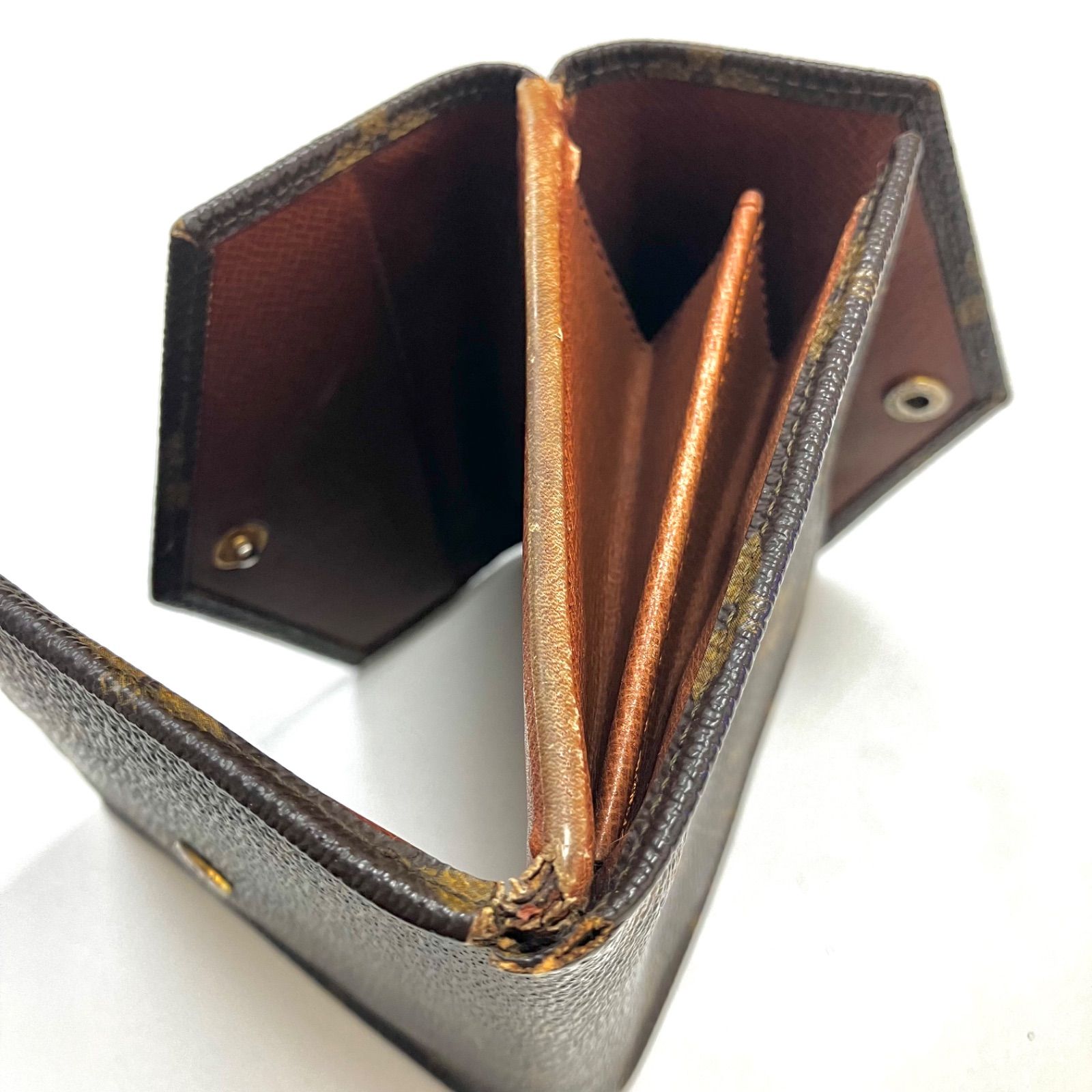 希少*ヴィンテージ品】 ⭐️折財布 Wホック LOUIS VUITTON ルイ 希少*ヴィンテージ品】 ⭐️折財布 Wホック LOUIS VUITTON ルイ