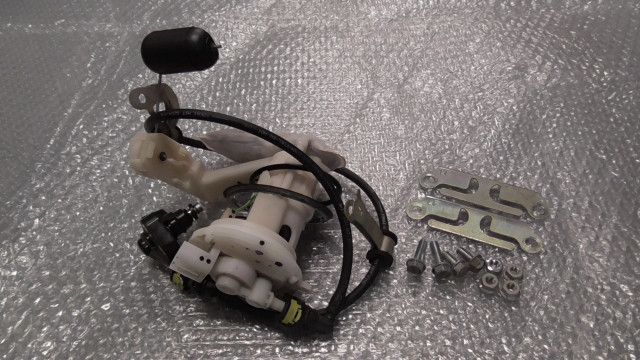 ジョグ FI AY 01 1110 xxx の 燃料ポンプ