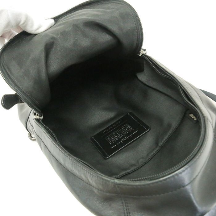 コーチ / COACH チャールズ ヴァーシティ ボディバッグ PVC レザー 