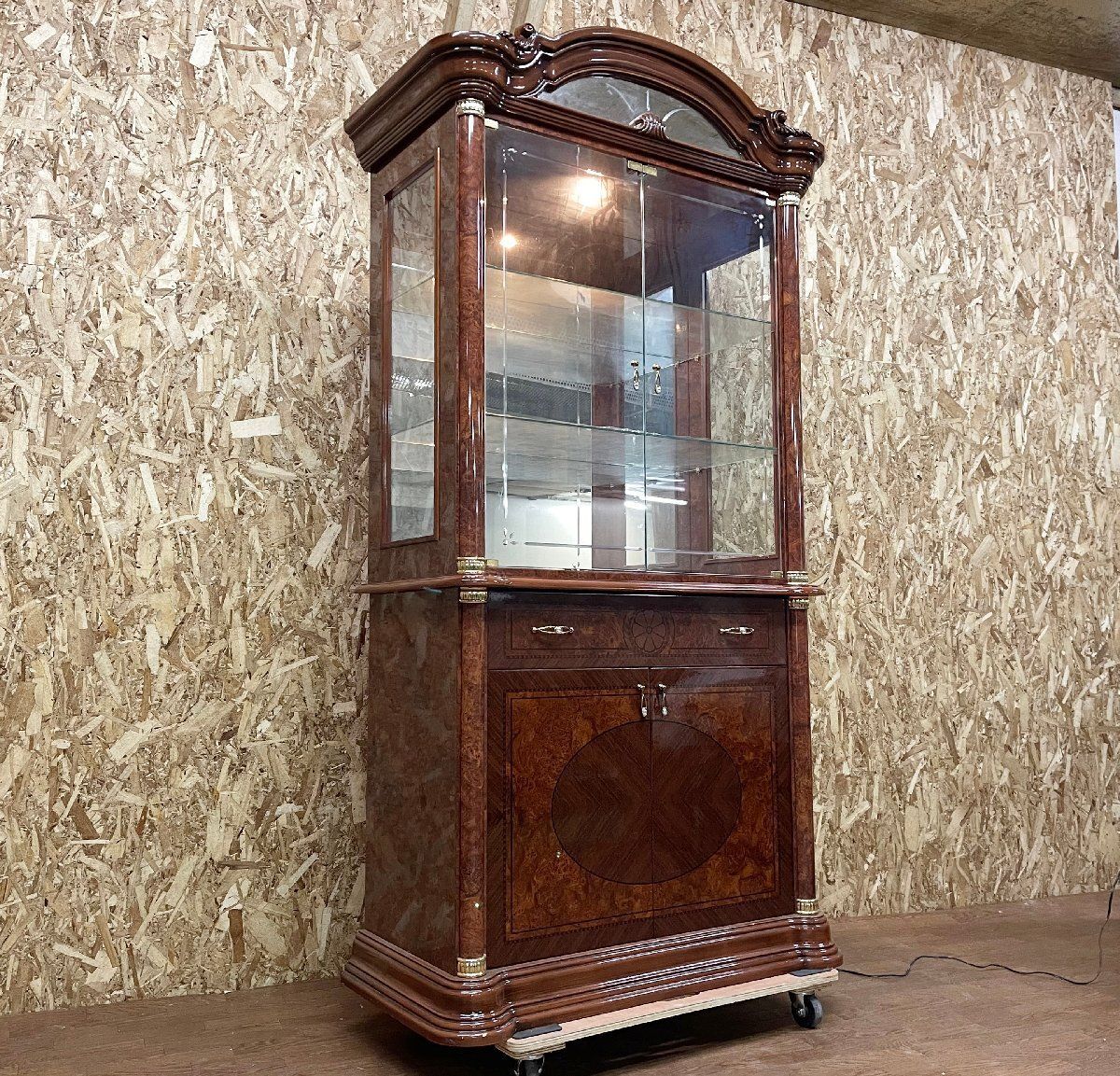 GMHN35○Saltarelli Mobili / サルタレッリモビリ フローレンス カップボード キュリオケース 飾り棚 輸入家具  定価約19.2万 ※発送不可