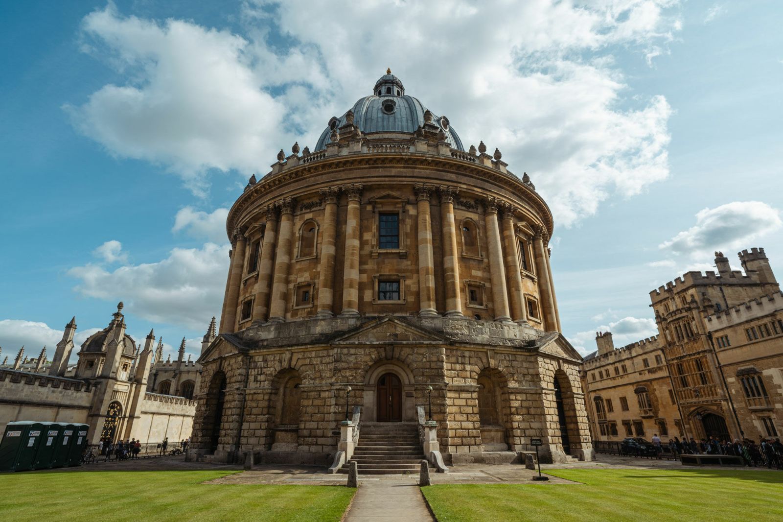  アウトレット 広角 単焦点レンズ SAMYANG AF 18 mm F 2 8 FE フルサイズ ソニーEマウント レンズ(単焦点) カメラ