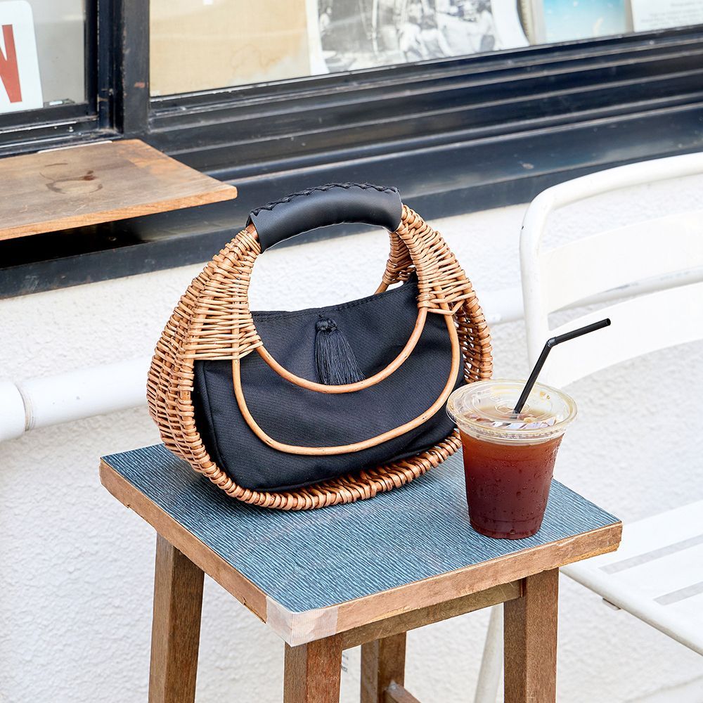 フェイラー レピヤンリボン ショルダーストラップ メッシュポーチ