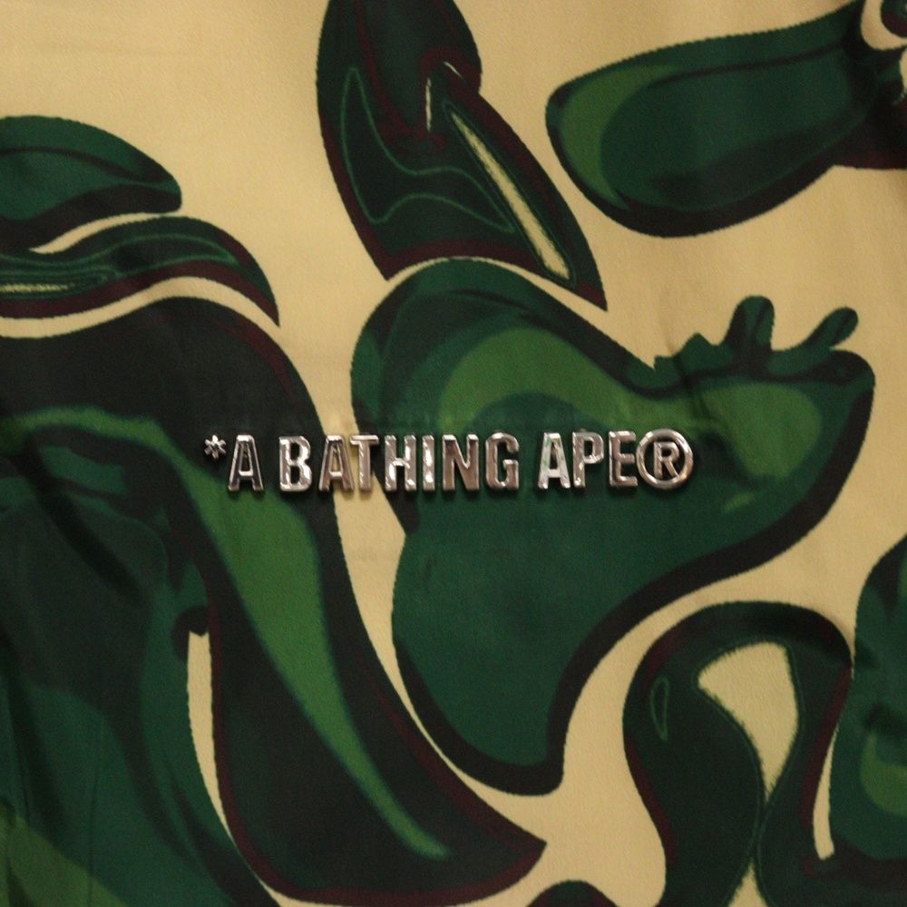 A BATHING APEマーブリングカモ ナイロンフーデッドジャケット