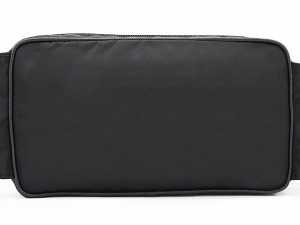 【秋冬物新入荷】 プラダ PRADA ナイロン バムバッグ ボディバッグ ベルトバッグ ウエストバッグ ショルダーバッグ ウエストポーチ NERO ブラック テスート ナイロン サフィアーノレザー 1BL010