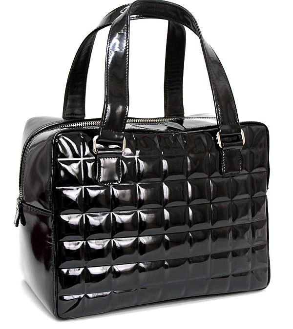 シャネル　ココマーク　パテントレザー　クラッチバッグ　ハンドバック　ブラック CHANEL（シャネル） チョコバー ココマーク パテントレザーエナメル