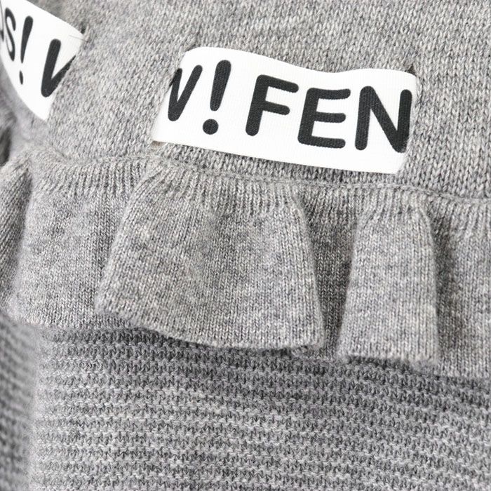 稀少品レアFENDI フェンディーニットケープオフホワイト