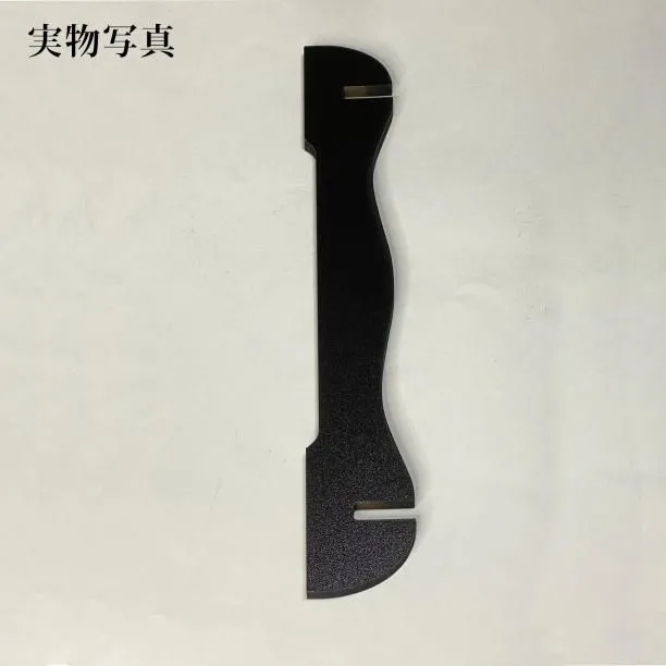 刀掛け 武具　二本掛け　日本刀　兜置物　刀掛　彫刻 刀装具 骨董品 古美術品 彫刻家 泰山 在銘 / 木造 細密彫刻 木彫 兜 甲冑 鹿角 刀掛 刀