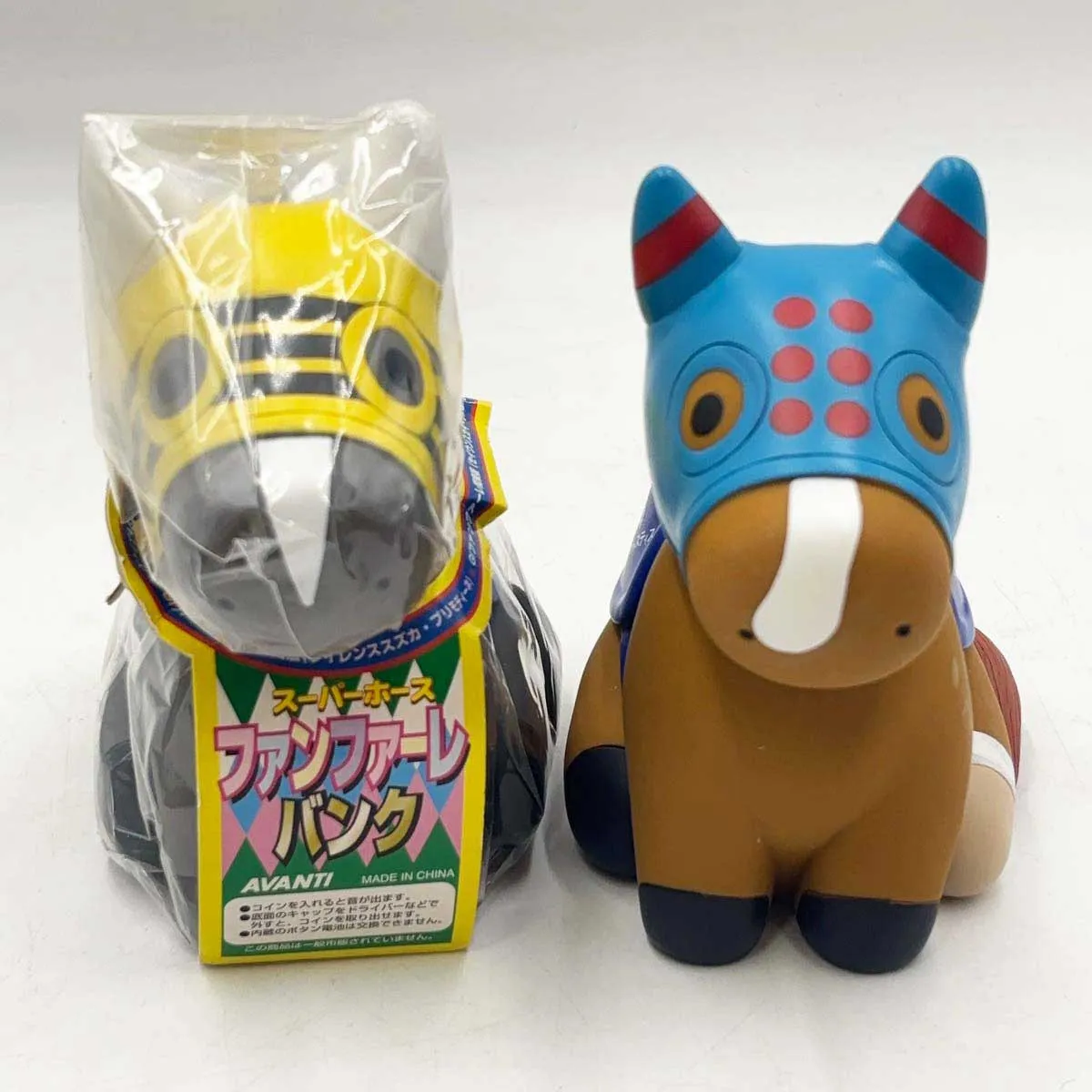 ★JRA★マンハッタンカフェ 陶器製貯金箱　競馬　馬 ☆JRA☆マンハッタンカフェ 陶器製貯金箱 競馬 馬 マンハッタンカフェ