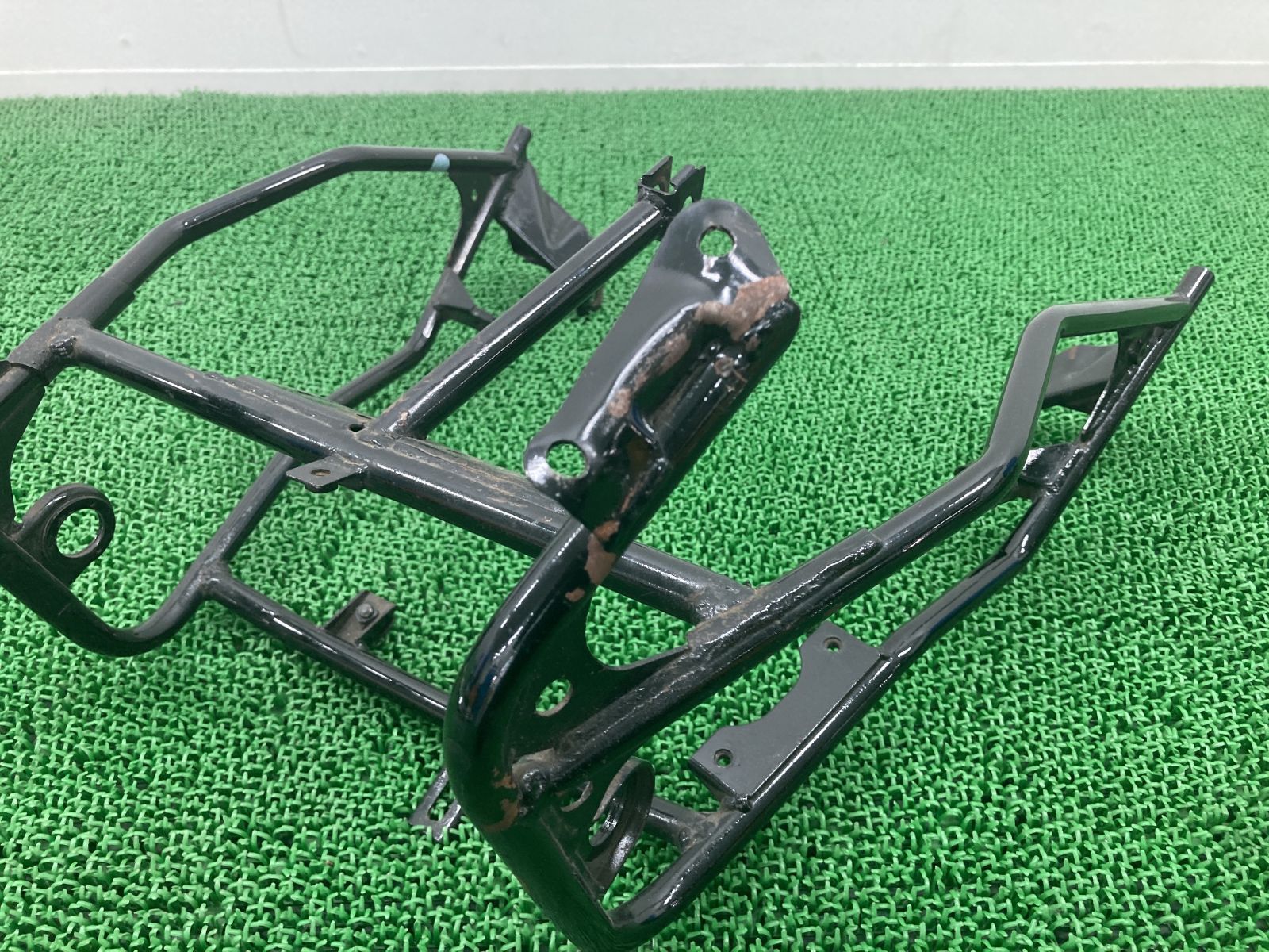 GPZ900R アッパーカウルステー