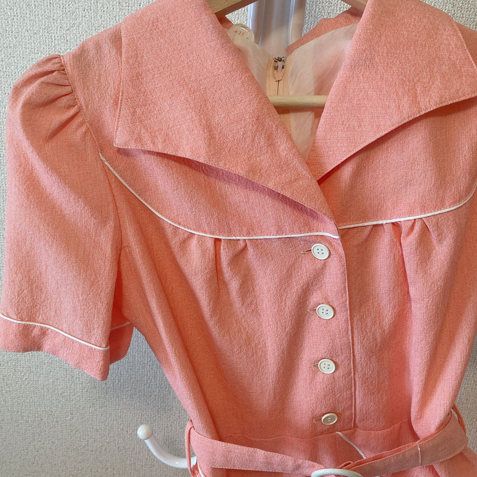 希少 薄ピンク レース襟 人物画 ワンピース 昭和レトロ vintage 一点物 希少 薄ピンク レース襟 人物画 ワンピース 昭和レトロ vintage