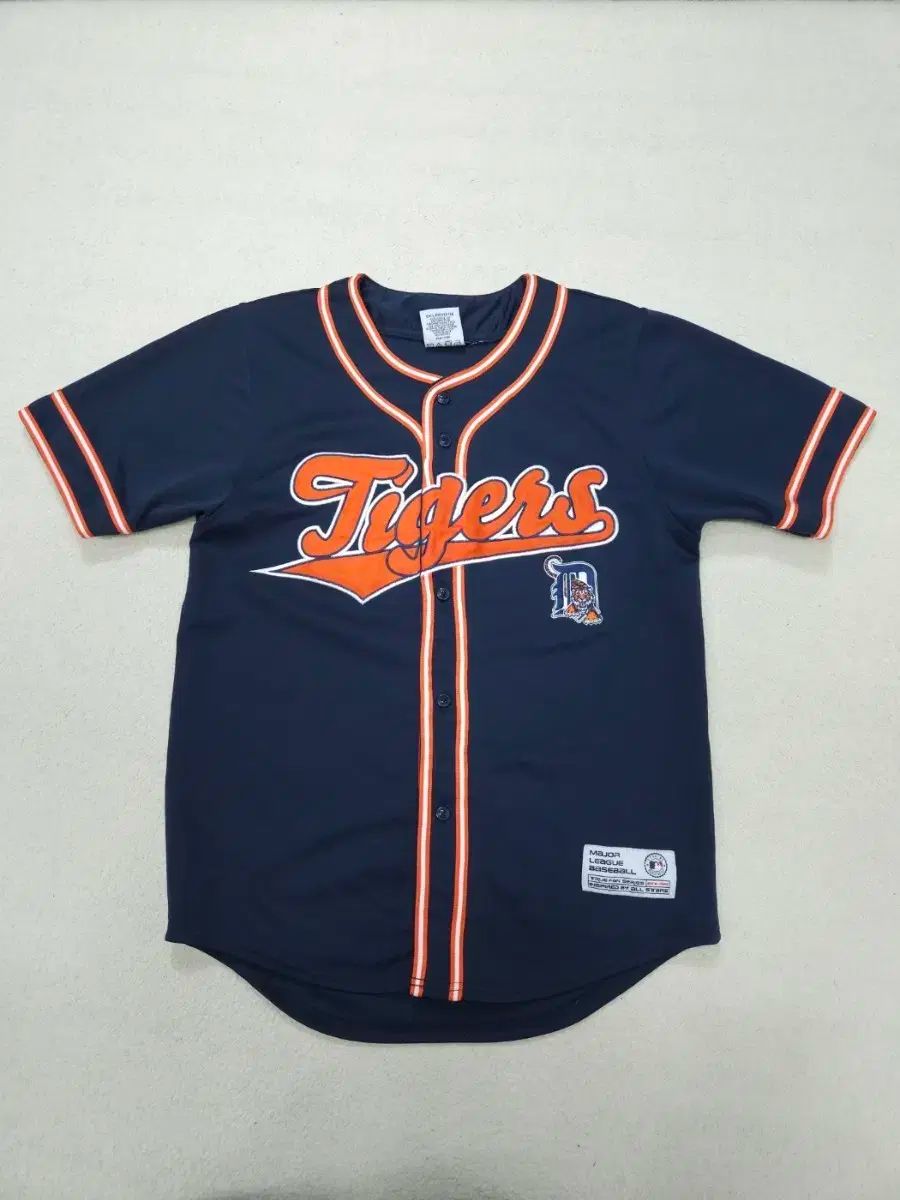真のファン デトロイトジャケット タイガース ベースボール ジャージ L