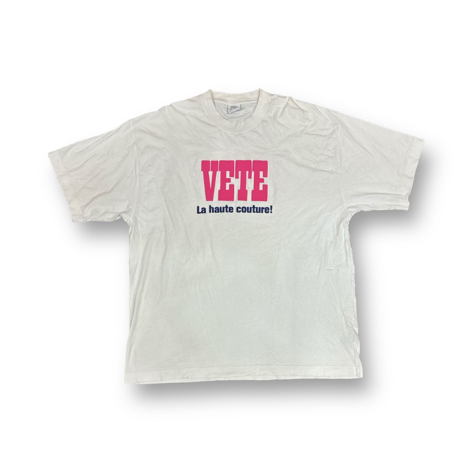 VETEMENTS 23SS ユーズド加工ロゴエンボスプリントTシャツ ヴェトモン UE63TR740W M 72575A4 - メルカリ