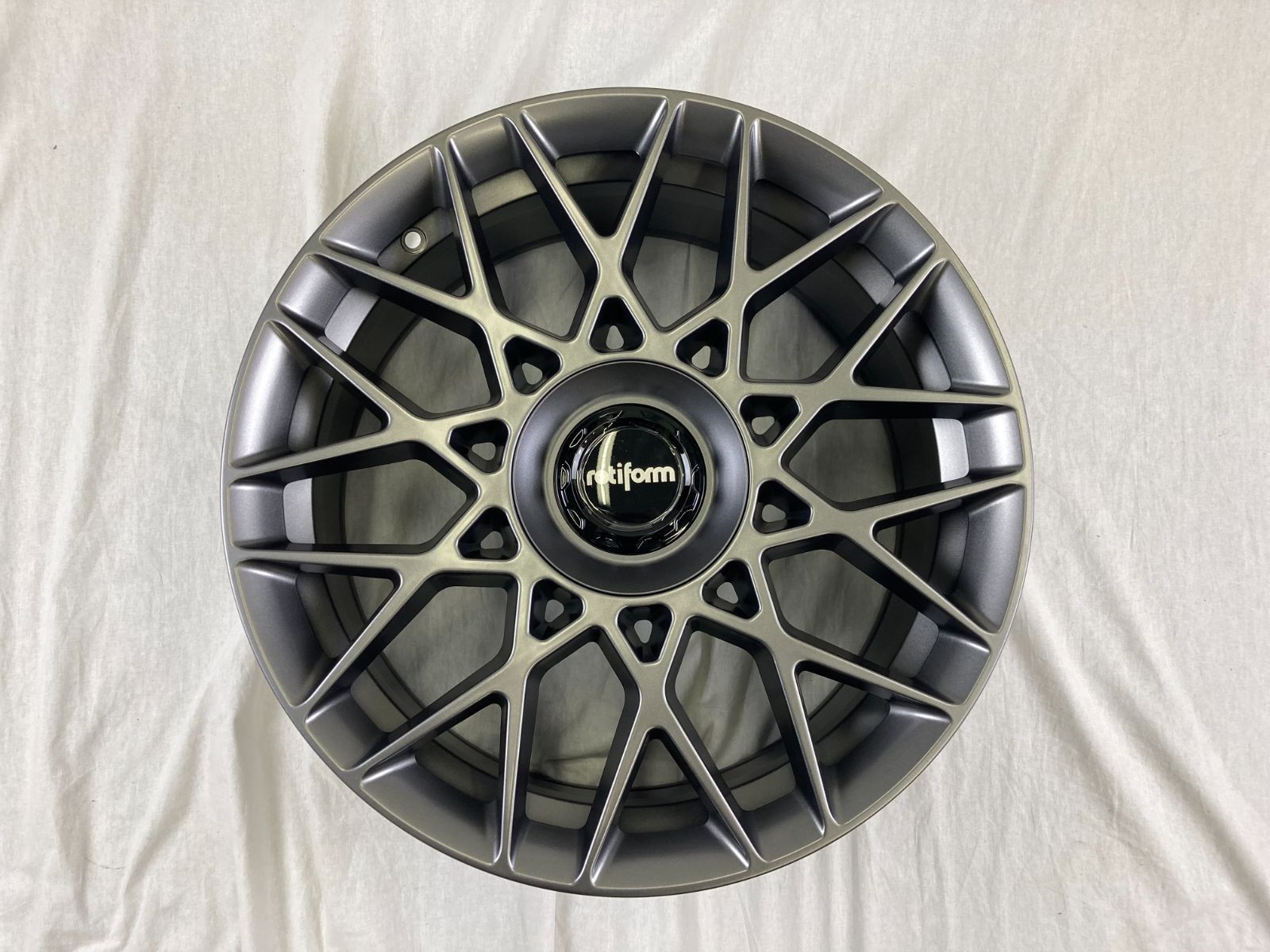 Rotiform ロティフォーム BLQ-C 4本セット 19インチ 8.5J インセット+