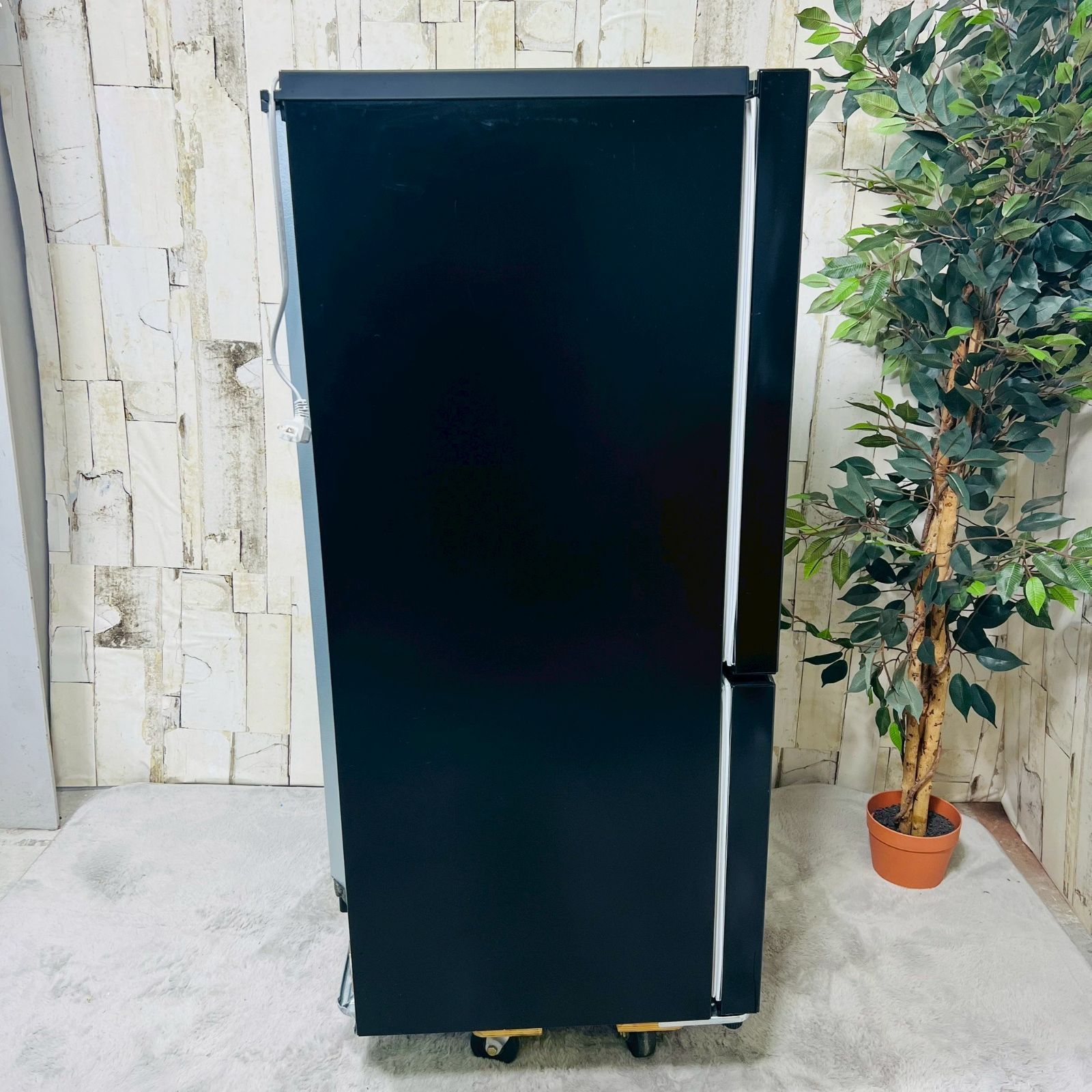 2019年製】 Hisense ハイセンス HR-D15CB 冷凍冷蔵庫 - メルカリ
