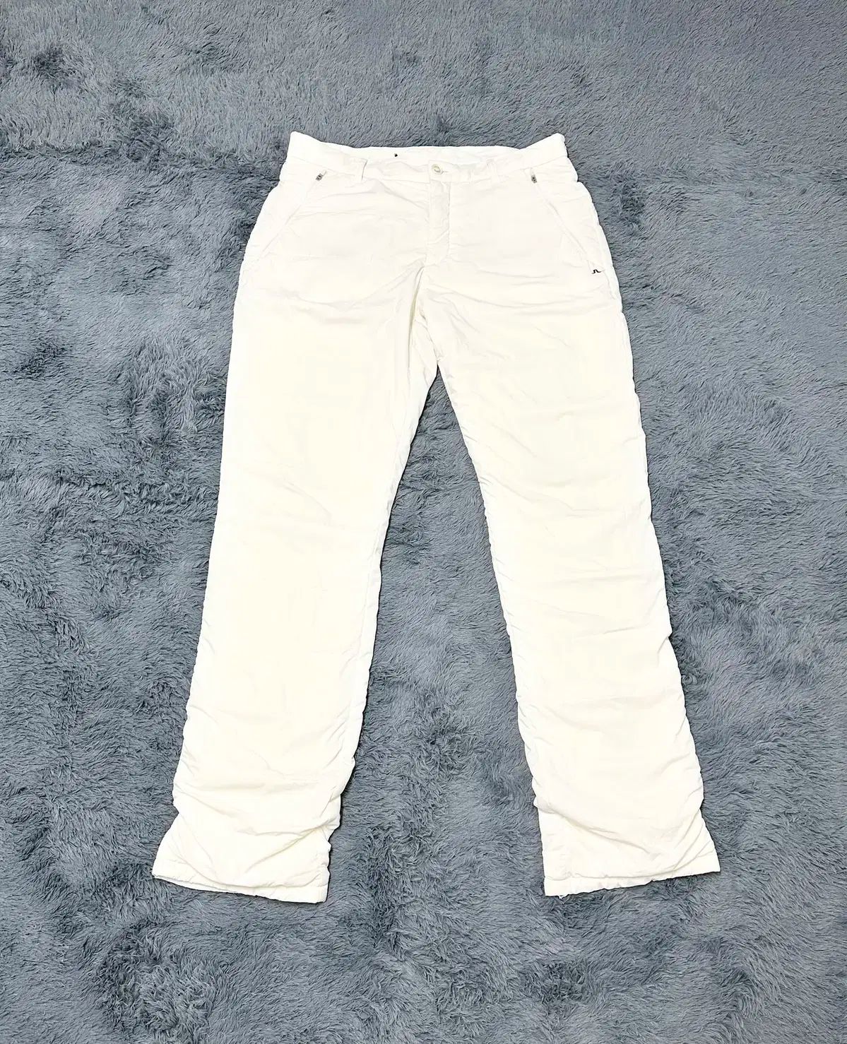 【雷市場（ポンジャン）商品韓国直送】 正規品 LINDBERG(リンドバーグ) ホワイト Swing（スウィング） パッド入りパンツ ウエスト 32