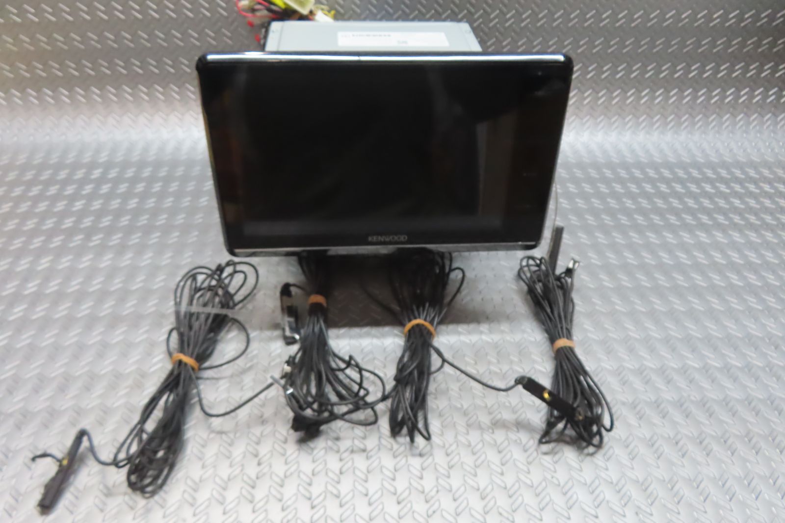 2022年/美品/完動品保証付☆W6555/ケンウッド メモリーナビ MDV-S810F