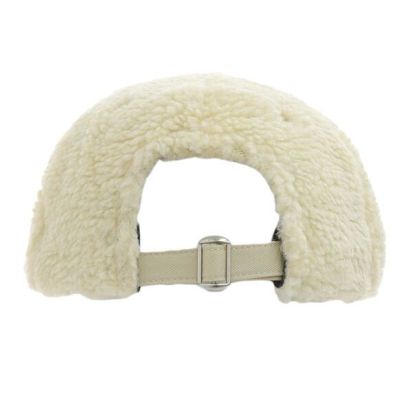 アミパリス AmiParis ワンポイント ロゴプレート ボア キャップ - メルカリ 