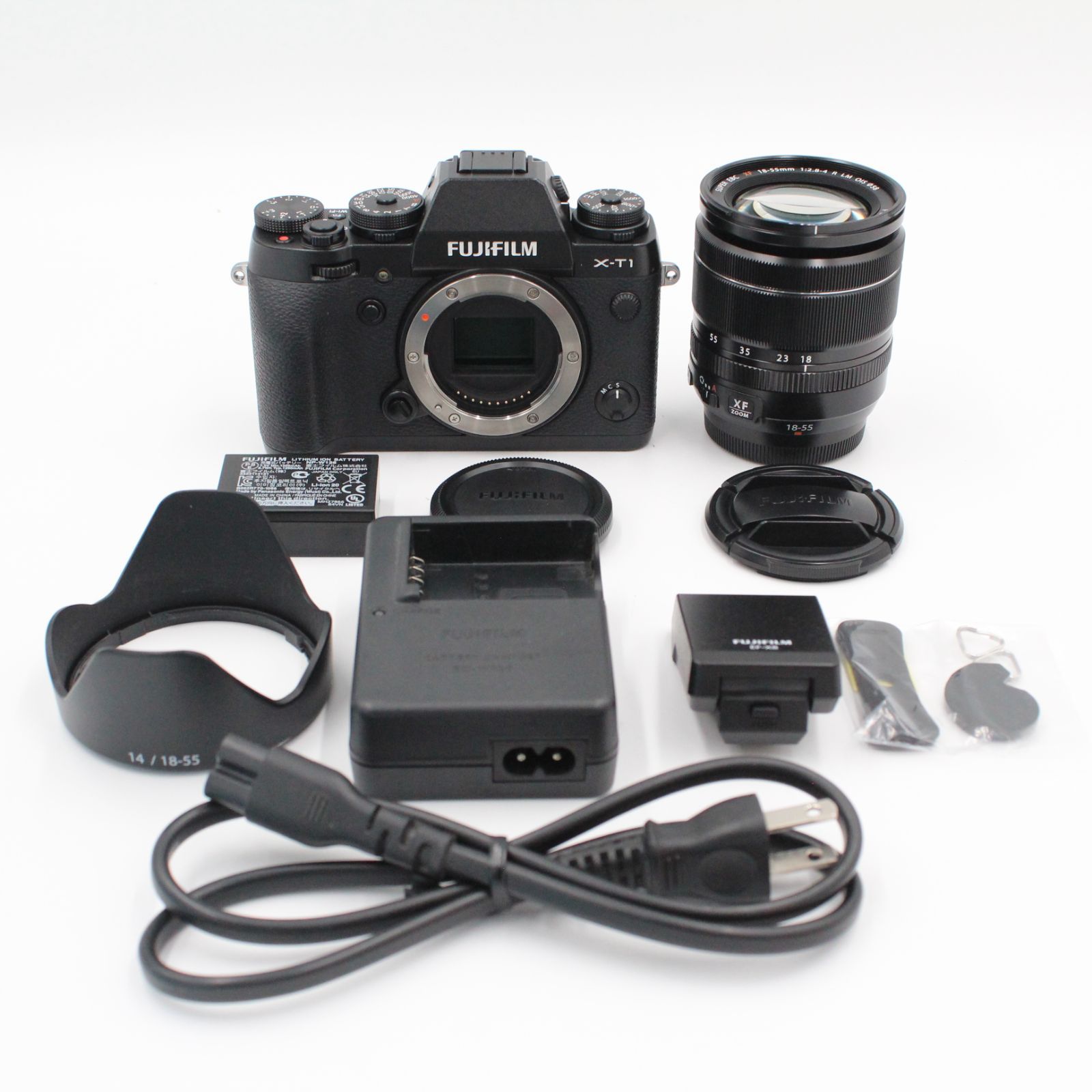 美品】FUJIFILM X-T1 レンズキット ショット数僅少 美品】FUJIFILM X-T1 レンズキット ショット数僅少
