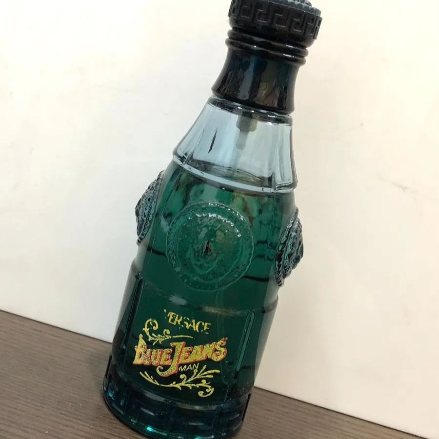 ヴェルサーチ ブルージーンズ オーデトワレ 75ml - 香水(男性用)