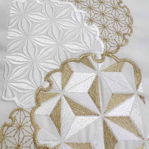 半衿 刺繍