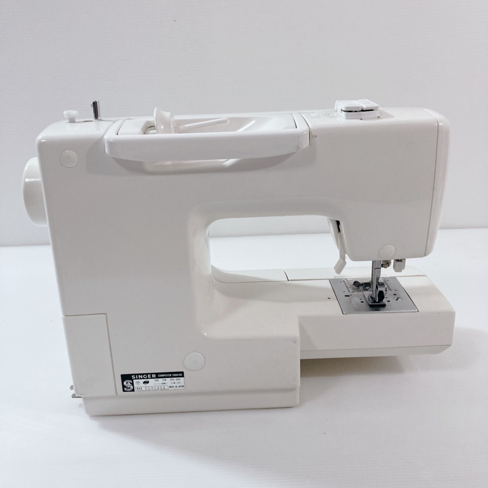 シンガ-ミシン7900DX美品動作確認済み