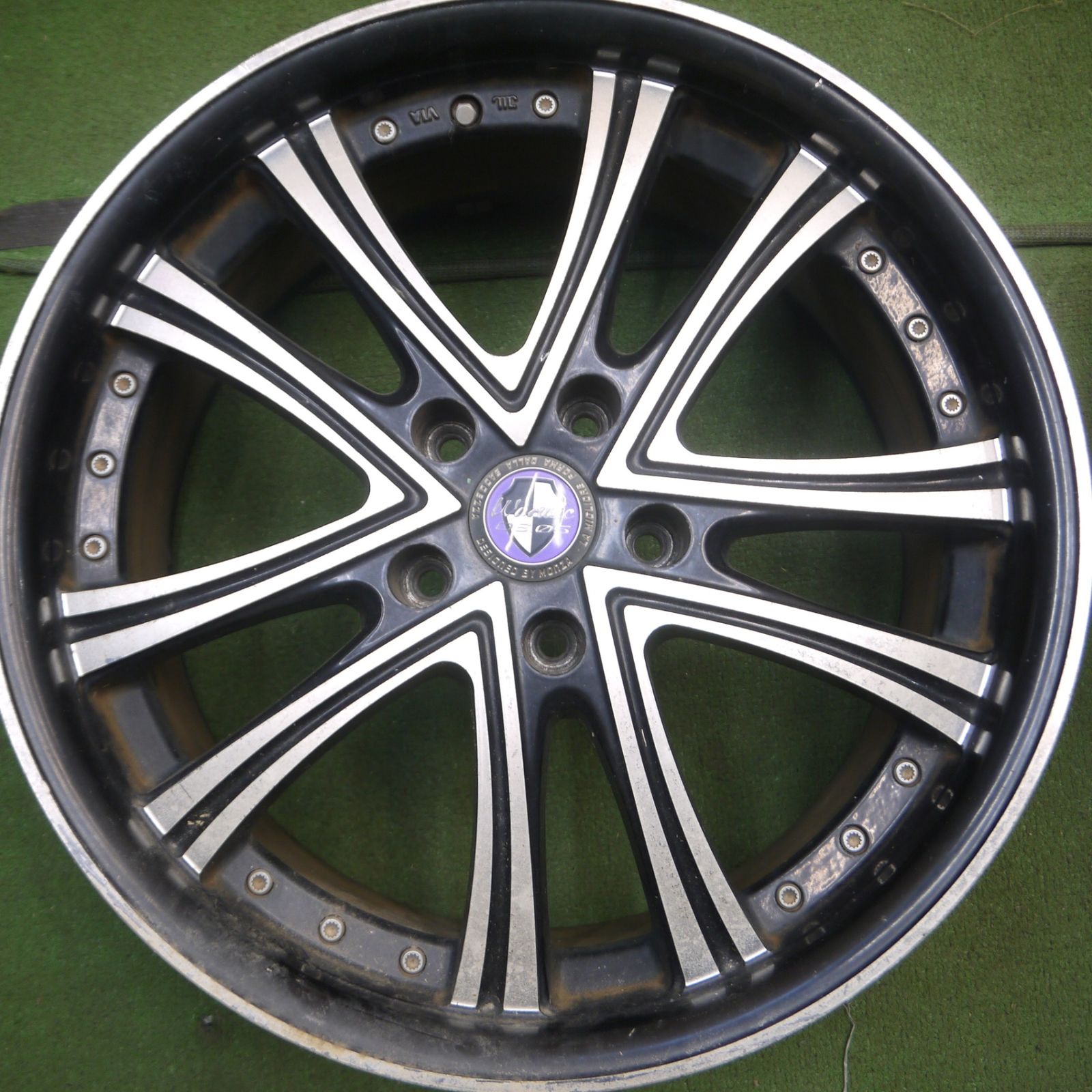 MONZA なまなましい JAPAN WARWIC DS.05 18インチ×8.0J +38