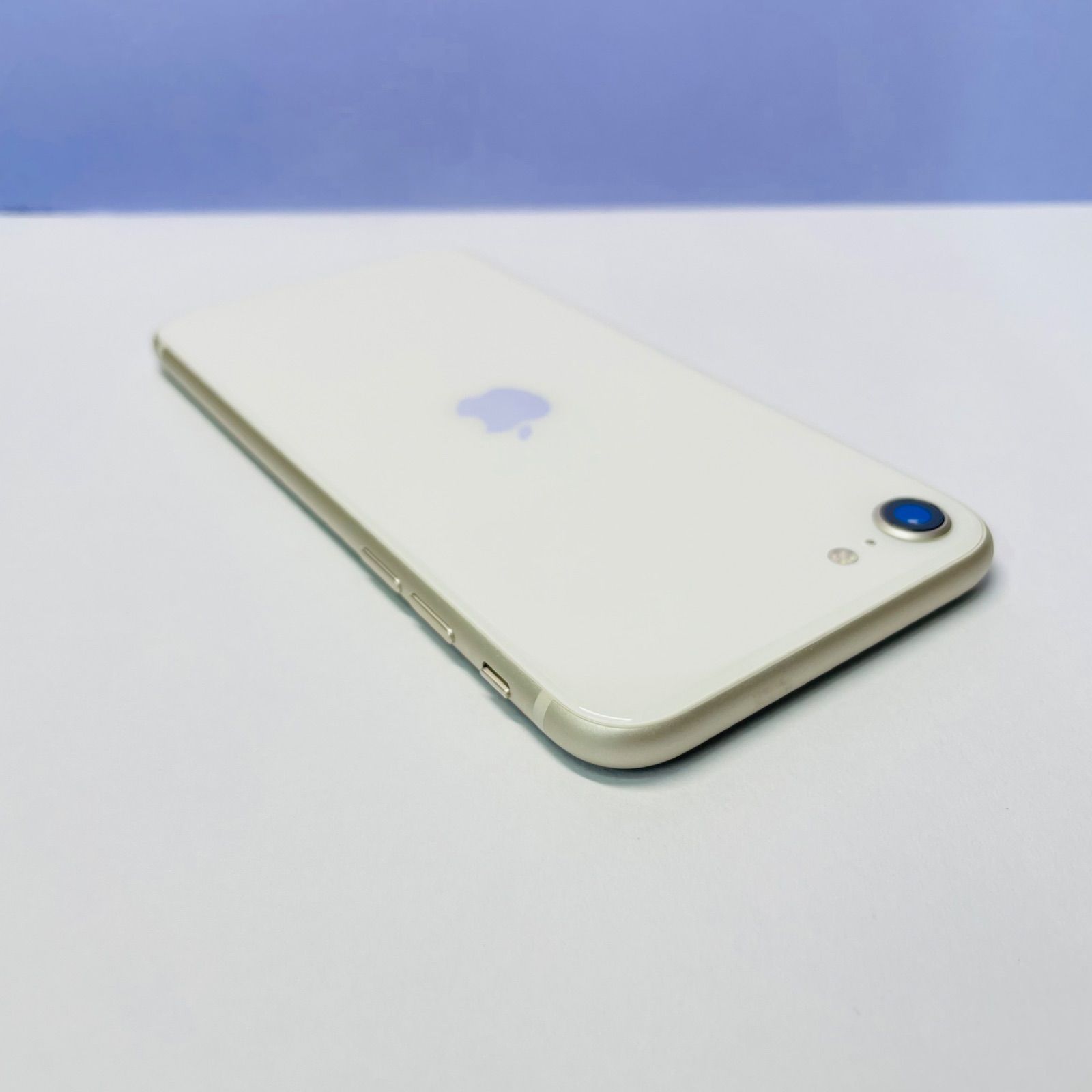 iPhone SE 第3世代 64GB Simフリー バッテリー100% 02184 - メルカリ