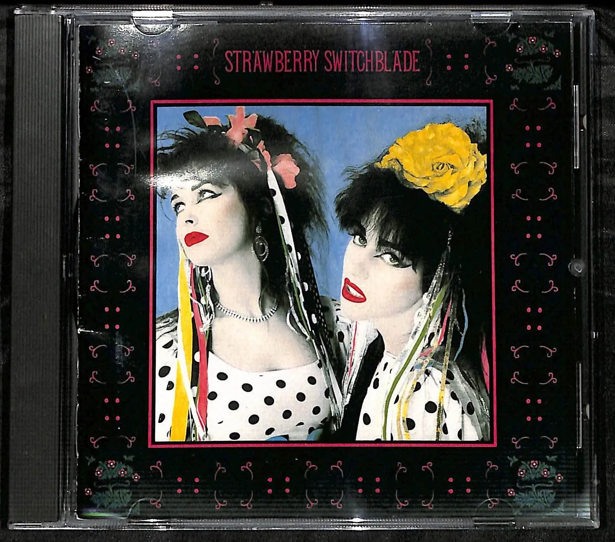 2026年最新】strawberry switchbladeの人気アイテム - メルカリ