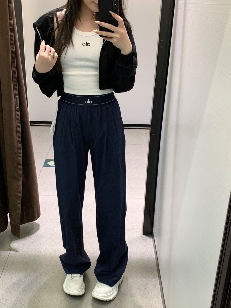 Alo Yoga パンツ ボトム トラウザー アローヨガ ゆったり ワイド